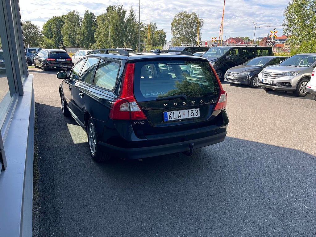 Volvo V70 