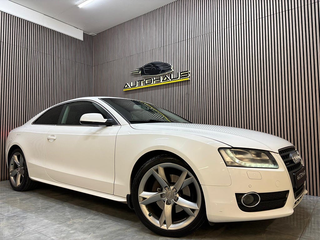 Audi A5 Coupé 2.0 TFSI 211hk Q S-line Navi PDC Lågmil 1,95%
