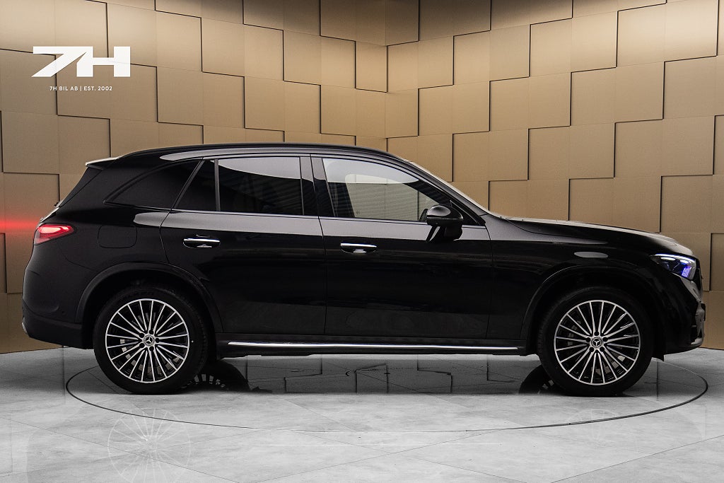 Mercedes-Benz GLC 300 e 4MATIC AMG Line / Burmester® / Drag / 360° / Pano