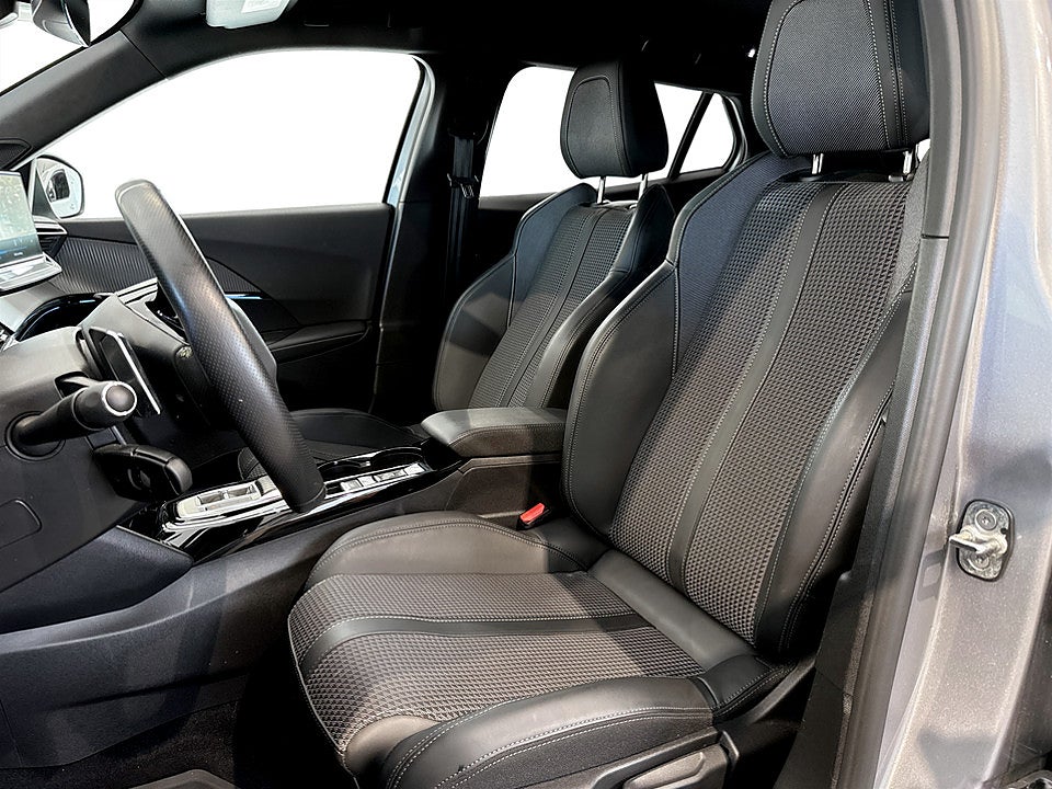 Bild på Peugeot 2008 GT 1.2 PT 130hk Aut KAMPANJRÄNTA 3,99%