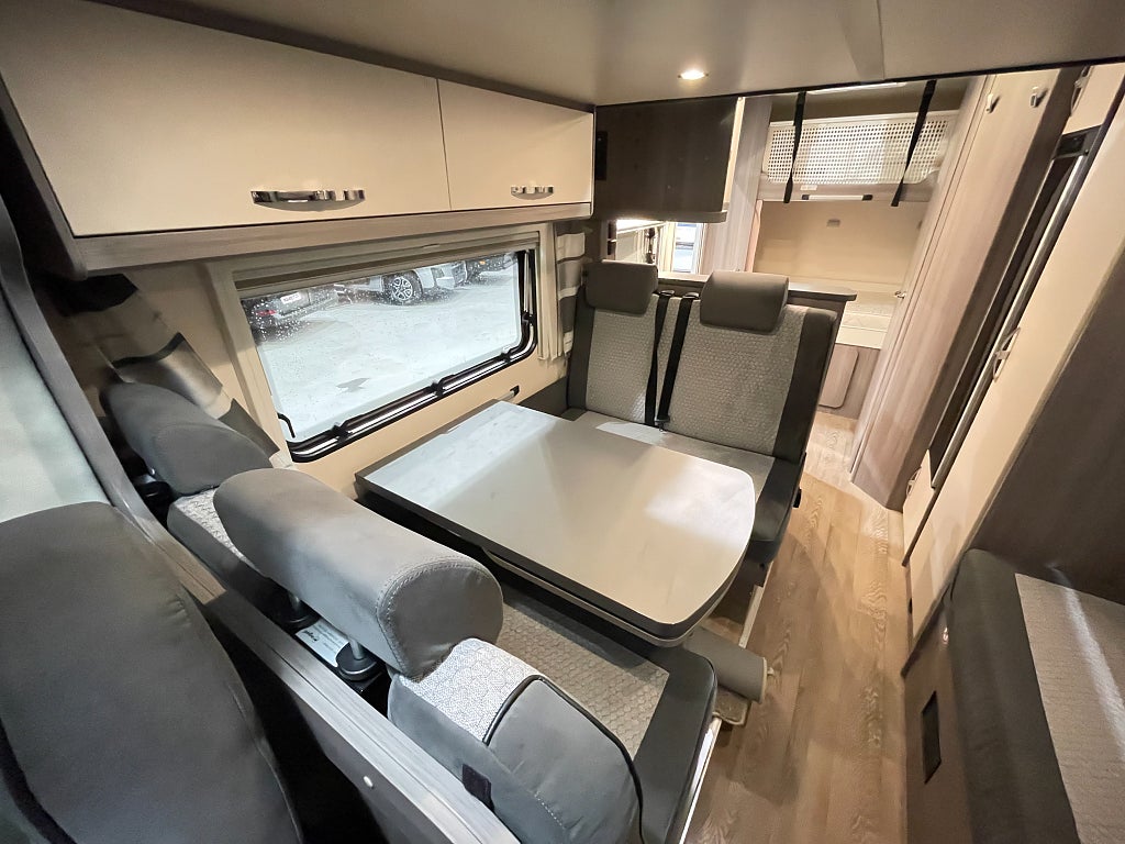 Hobby Optima on tour T65 / Taksäng / Våningssäng / 6bältad / - Hobby