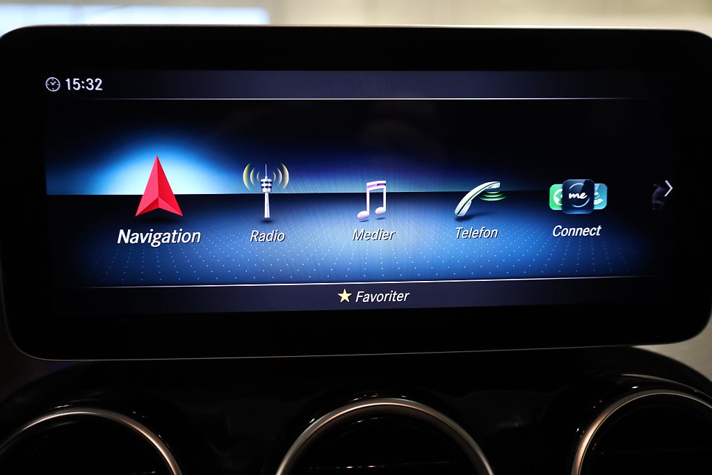 Mercedes-Benz C 300 T e AMG Night-EDT Drag Värmare Kamera Navi 2021