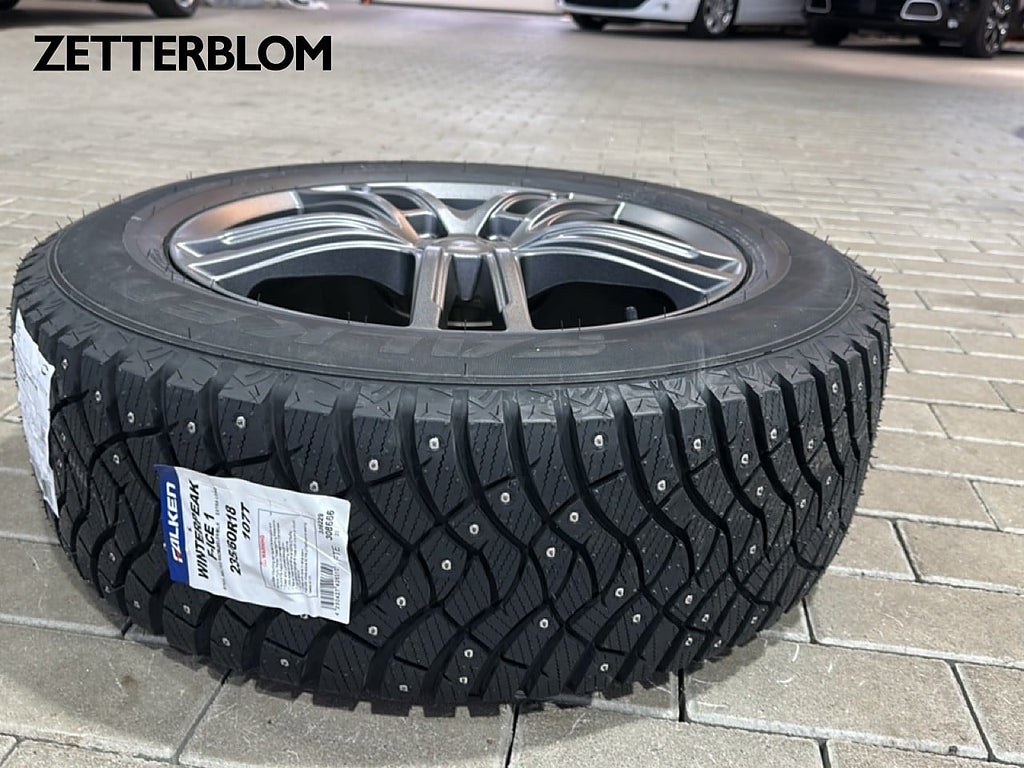 Kombi Volvo XC60 19 av 19