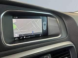 Volvo V40 D2 Powershift Kinetic S&VHjul/NyBytt Kamrem/Dvärm/Psens – bild 16
