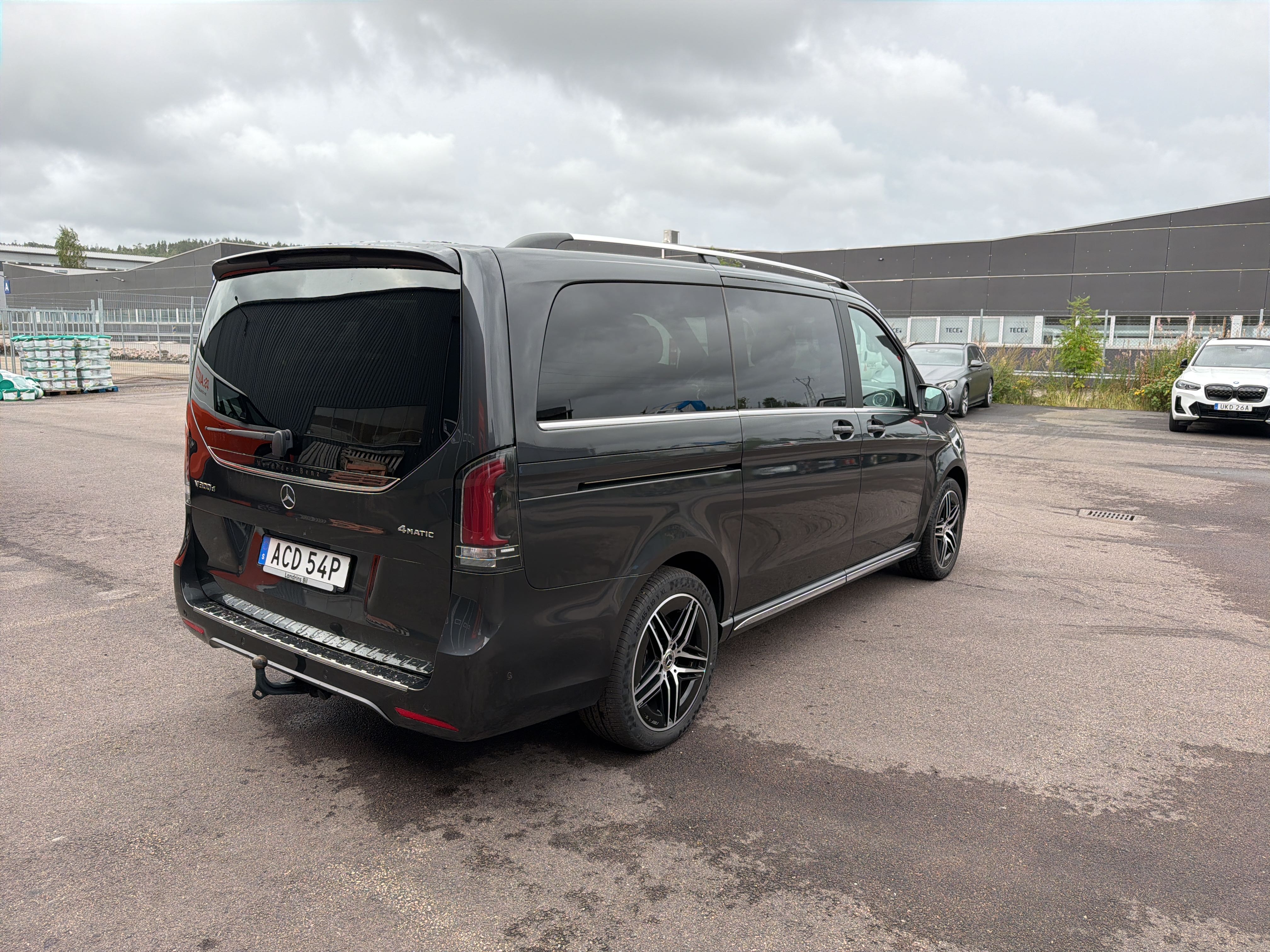 Mercedes-Benz V 3.2t 2025, bild 6/10