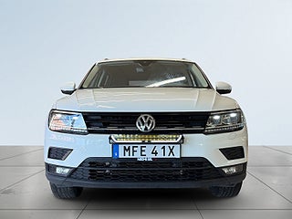 Volkswagen Tiguan 2.0 TSI 4Motion Base LED-ramp Värmare Bkamera Drag S&V