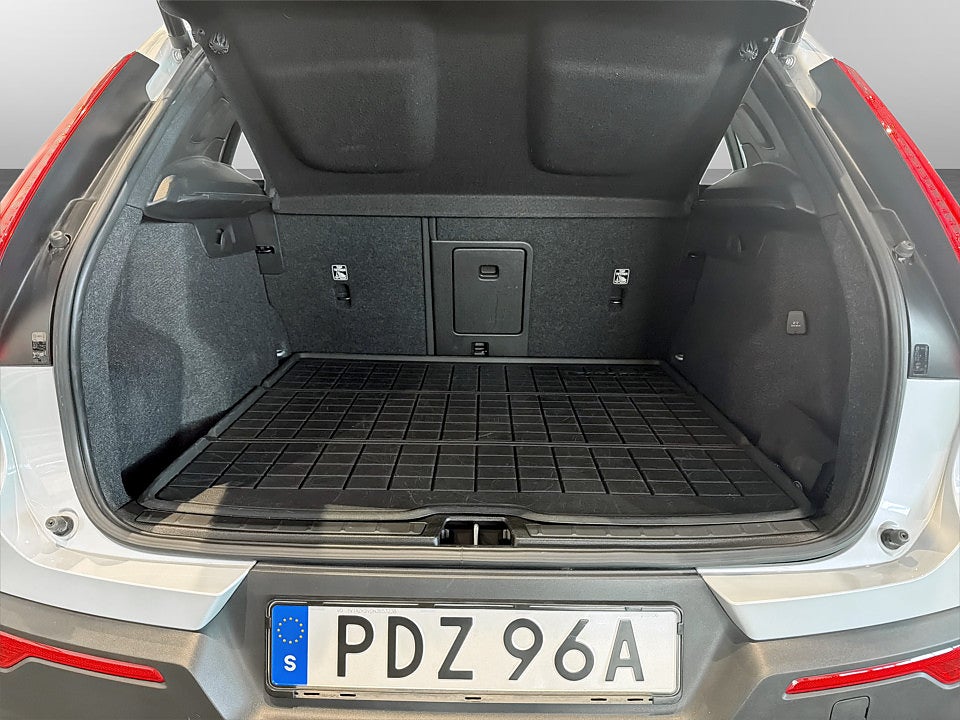Bild på Volvo XC40 Momentum Pro Edition B4 Geartronic 197hk Aut CARPLAY