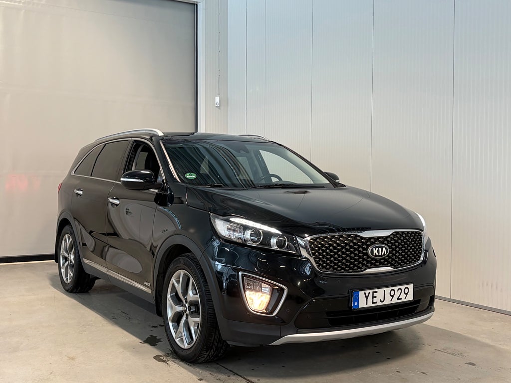 Kia Sorento 2.2CRDi AWD 7-sits Business Dragkrok Pano Navi Skinn