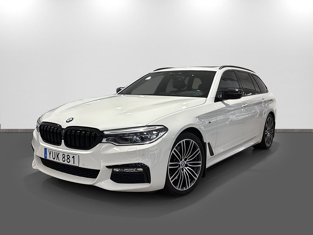 BMW 530i xDrive Touring M Sport 252HK | Pano | Drag | HUD | H&K