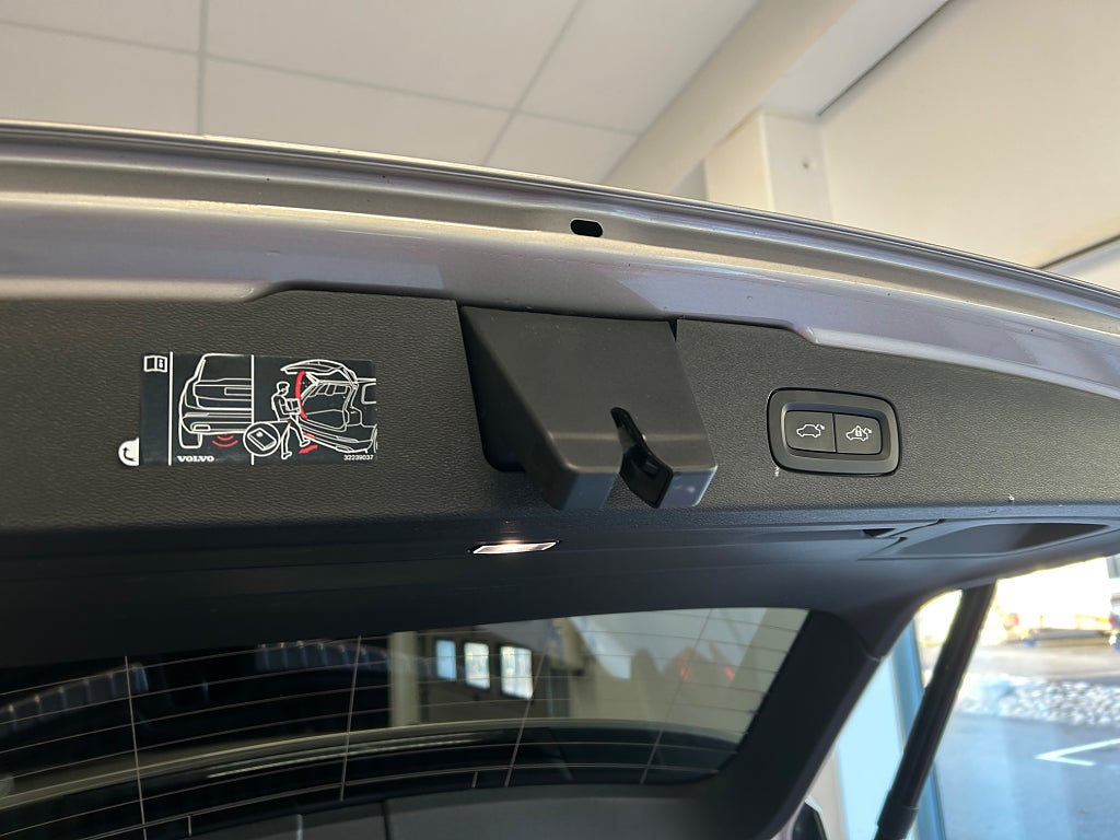 Volvo V60 Cross Country 2024 - miniatyr 27