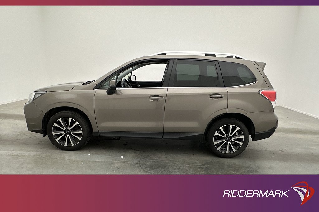 Subaru Forester 2.0 241hk 4WD M-Värm Pano H/K Skinn Kamera