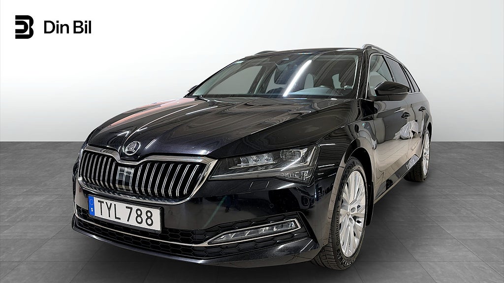 Skoda Superb Combi 2.0 TDI 4x4 Style Drag B-Kam Värmare