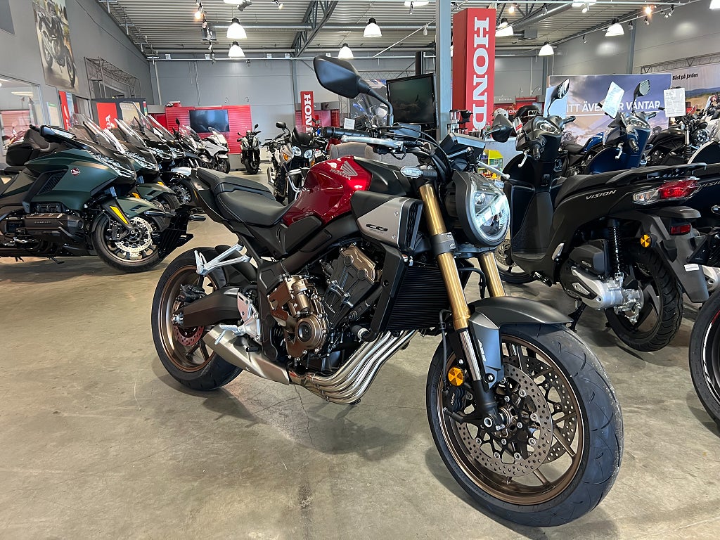 Honda CB650R E-Clutch 