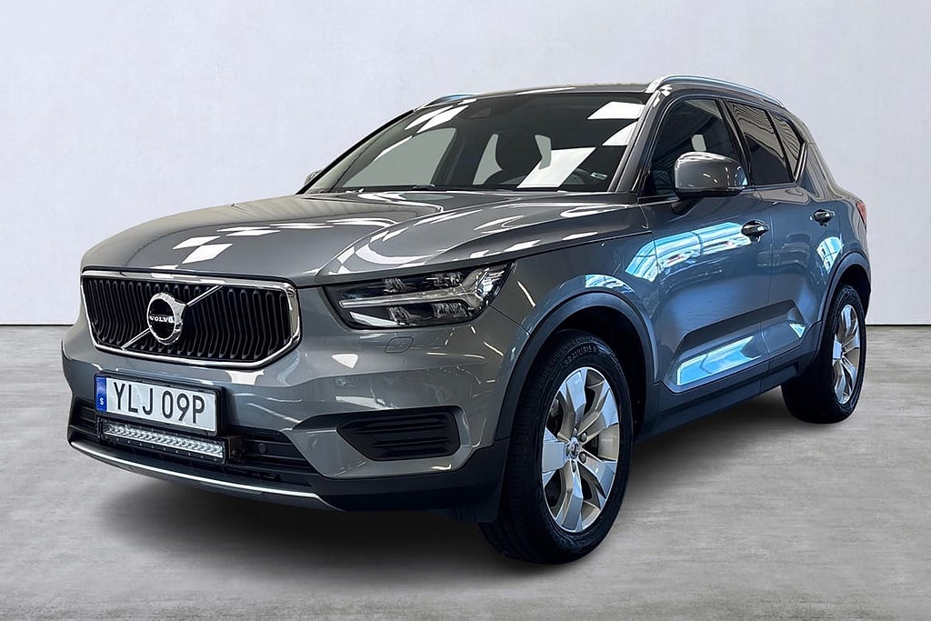 Volvo XC40 D3 AWD Momentum Edition