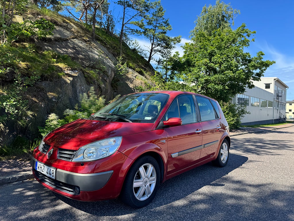 Renault Scénic 2.0 Euro 4