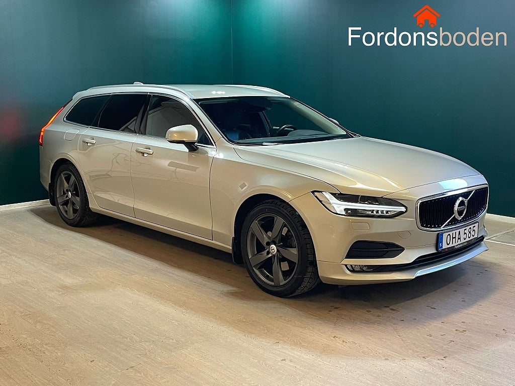 Volvo V90 T5 Momentum Advanced Dragkrok Navi Pilot Assist 254hk
