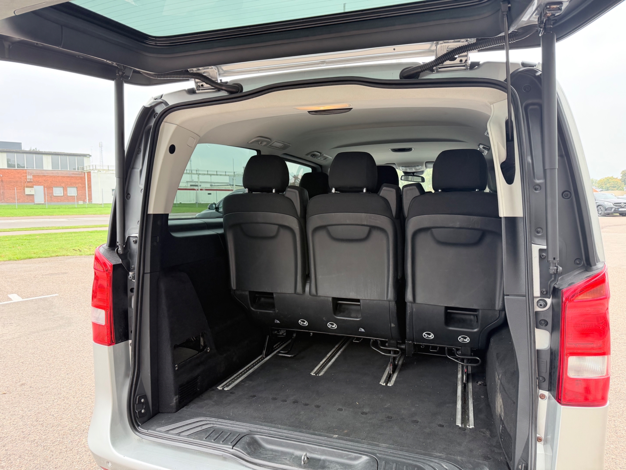 Mercedes-Benz V 2017, bild 6/10