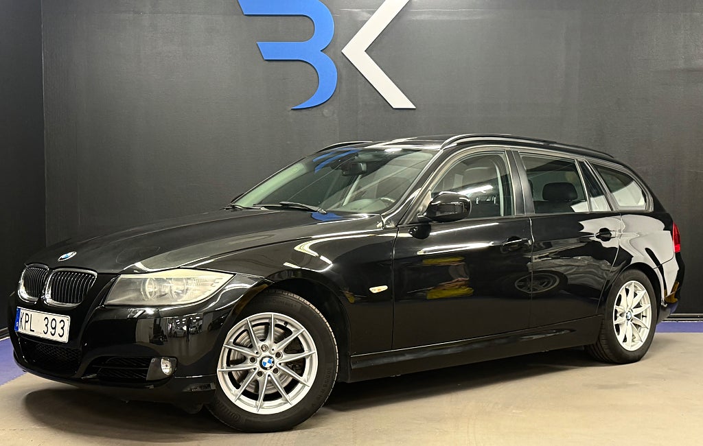 BMW 318 d Touring ENDAST 6999 mil | Pano | 143 hk