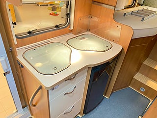 Husbil-halvintegrerad LMC LIBERTY 654 G TI 10 av 26