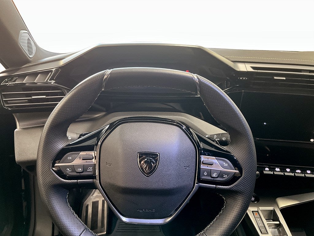 Bild på Peugeot 408 GT 1.2 PT 130hk Aut - B-KAMERA, ELSTOL