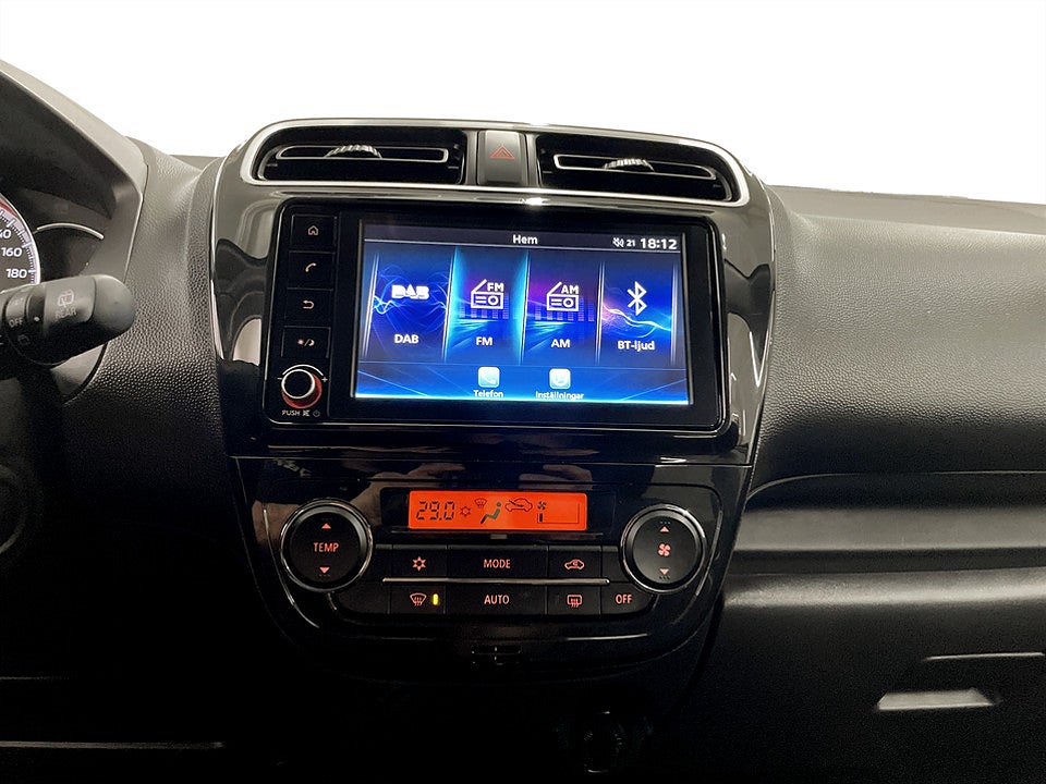 Bild på Mitsubishi Space Star Elegance 1.2 71hk Aut - B-KAMERA, FARTHÅLLARE