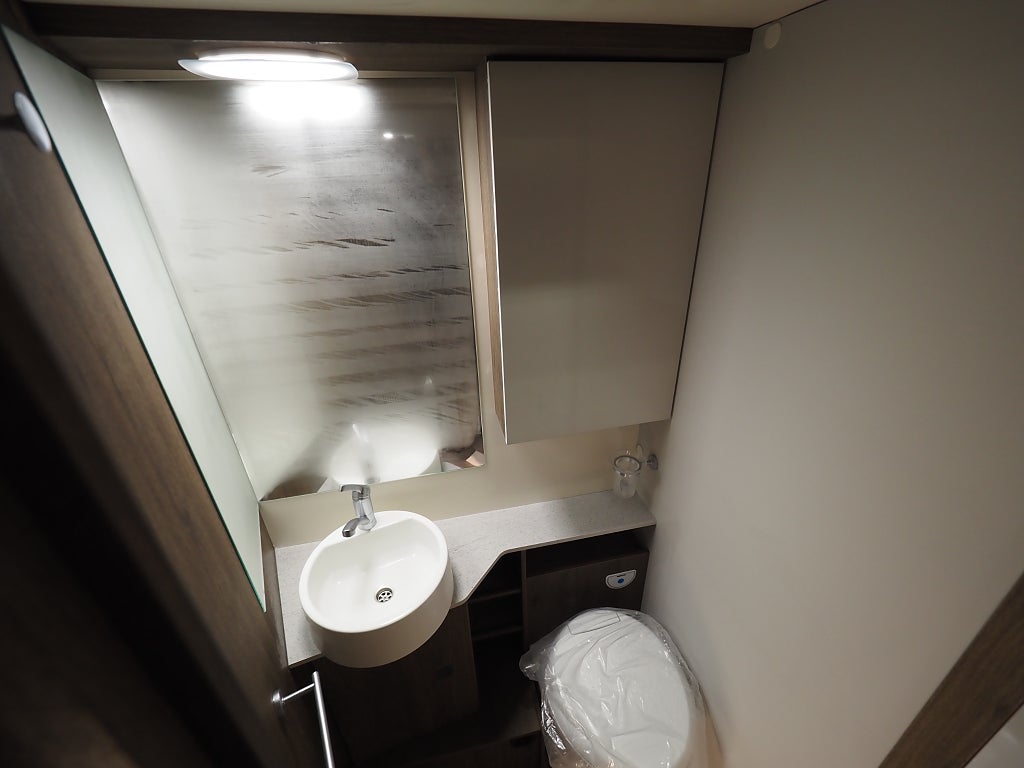 Ci Magis 87 XT Face to Face I AUT I Taksäng I Långbäddar