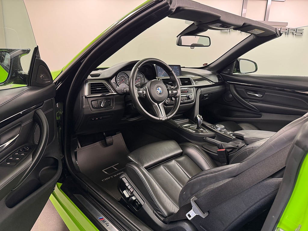 BMW M4 2016 - miniatyr 6