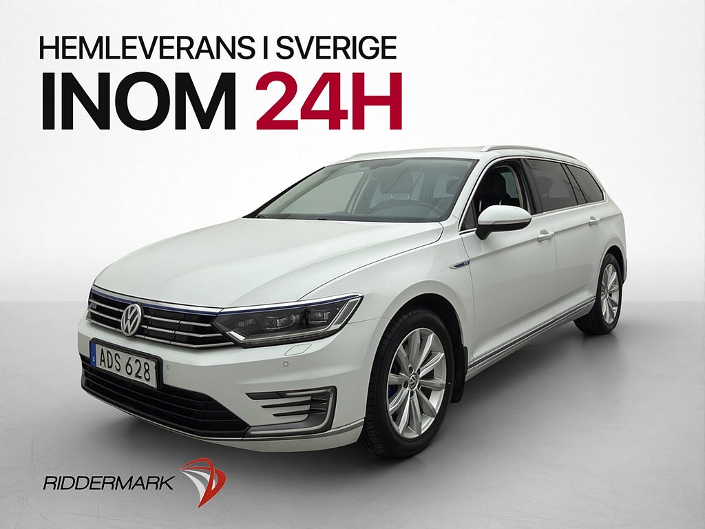 Volkswagen Passat GTE Kamera Drag Värmare CarPlay Halvskinn