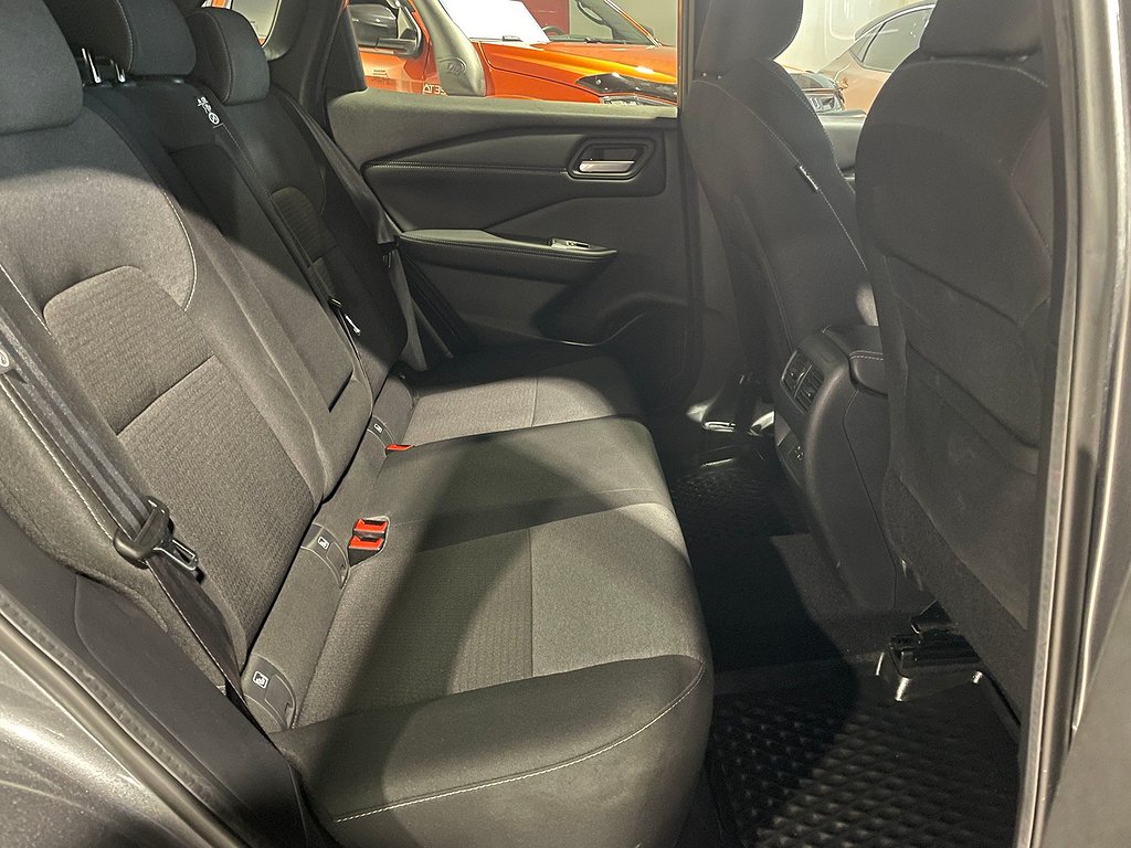 Nissan Qashqai 1.3 | N-Connecta| Moms | 1 ägare 2022
