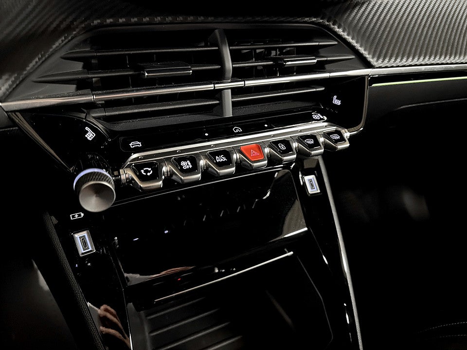 Bild på Peugeot 2008 GT 1.2 PT 130k Aut ELSTOL B-KAMERA NAVI