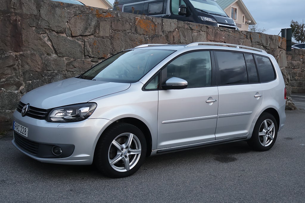 Volkswagen Touran 7-seater 2.0 TDI 177 hk DPF GT Euro 5 Drag Nybesiktigad