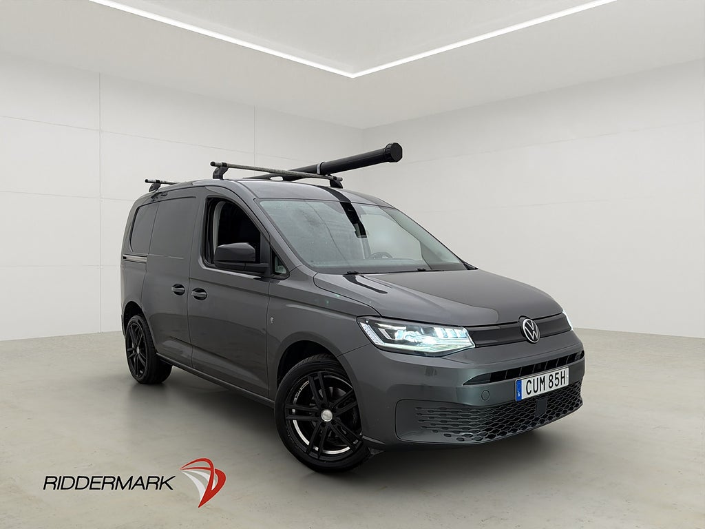 Volkswagen Caddy Cargo Värmare Dragkrok Kamera CARPLAY Moms