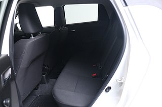 Halvkombi Suzuki Swift 16 av 17