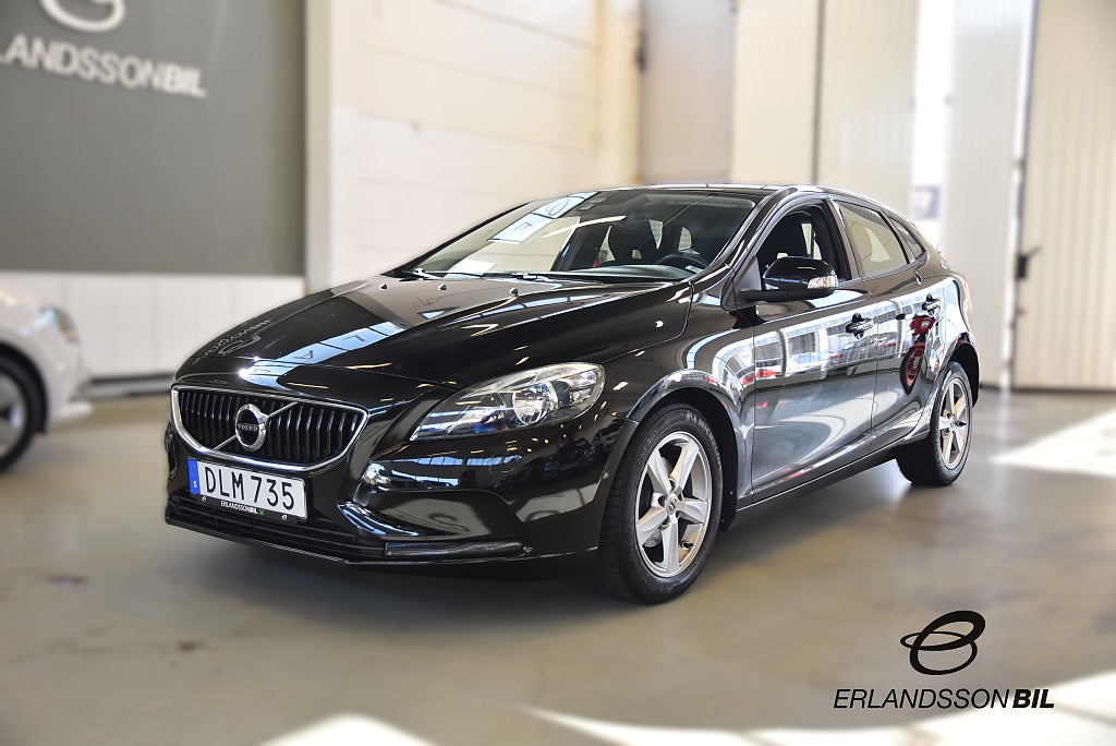 Volvo V40 D2 Business P-SENSORER VÄRMARE NYSERVAD