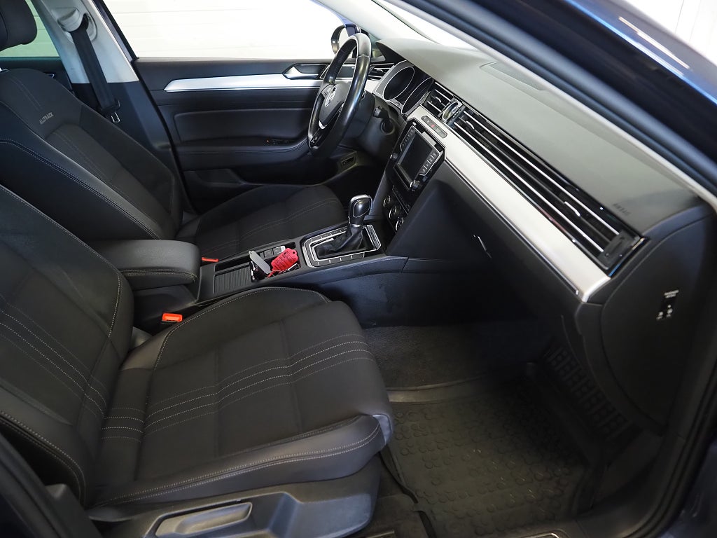 Volkswagen Passat Alltrack 2.0 TDI 190hk DSG | Drag | Backkamera |