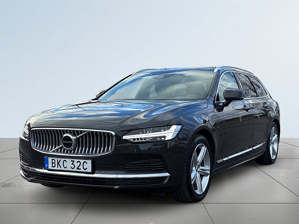 Volvo V90 T6 AWD Momentum Advanced SoV-Däck/Kamera/Rattvärm/Psens