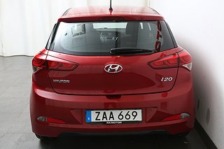 Halvkombi Hyundai i20 7 av 21
