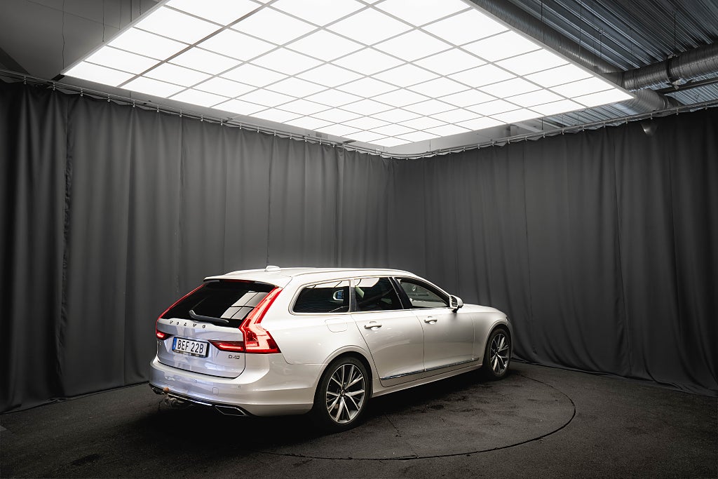 Volvo V90 D4 Inscription B&W LÄDER DRAG 360° HUD ELSTOL BLIS