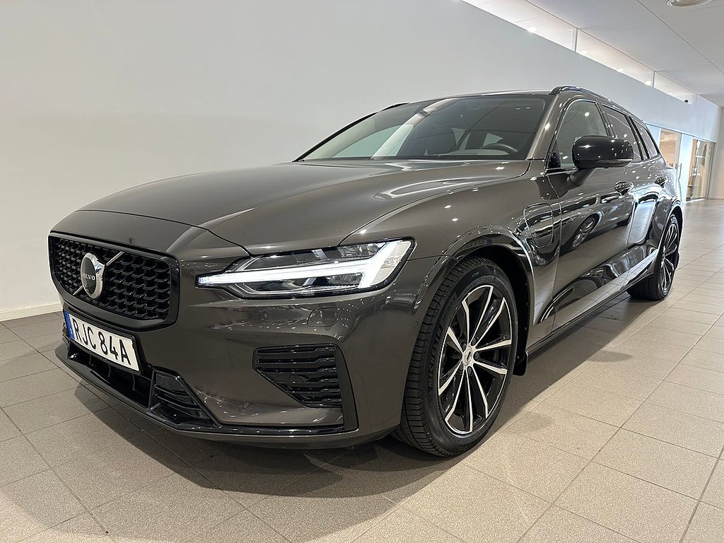 Volvo V60 T6 Plus Dark Nordic Edition / 360 Kamera / Navi...