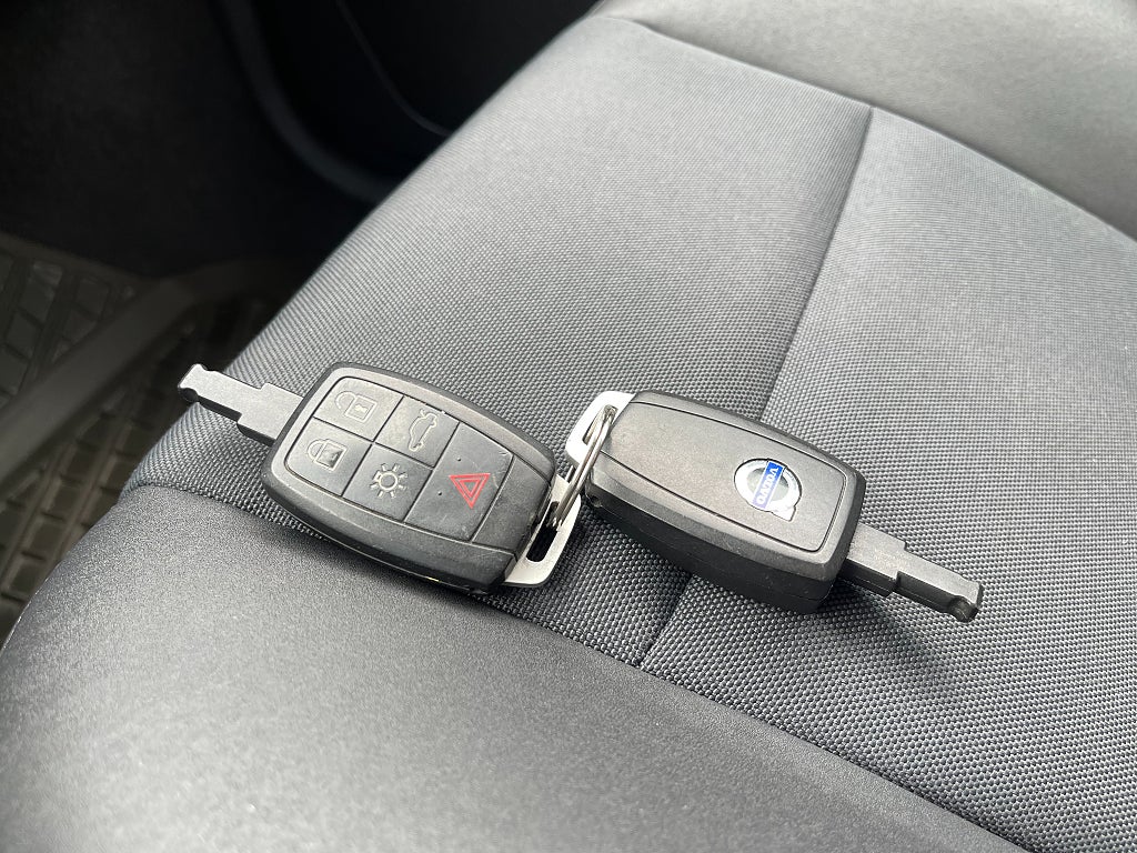 Volvo C30 1.6D DRIVe Momentum 109 hk Dragkrok