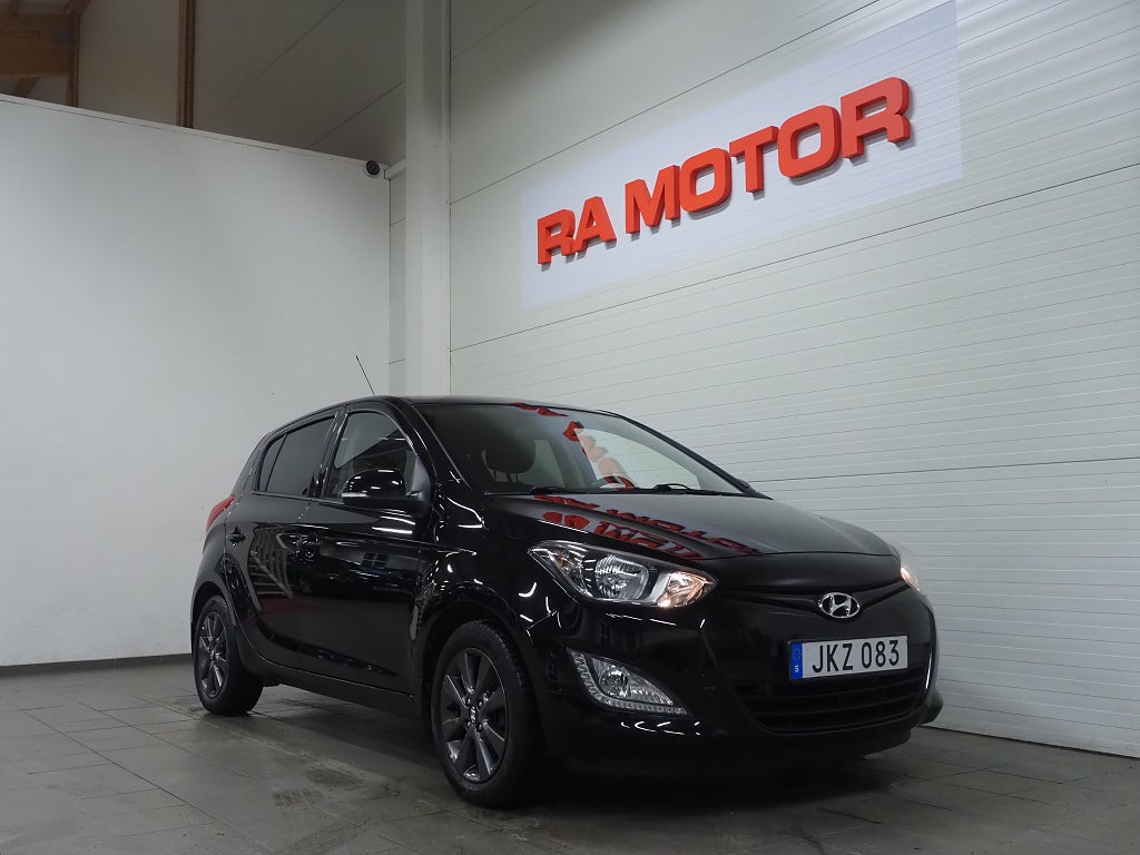 Hyundai i20 1.2 84hk Select Go! Edition Dragkrok Motorvärmare 2015