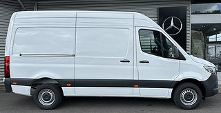 Transportbil - Skåp Mercedes-Benz Sprinter 2 av 17