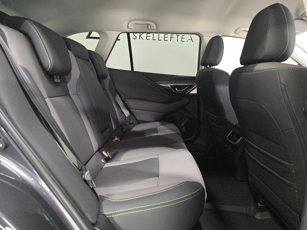 Subaru Outback Field AWD XFuel | Vinterhjul & Dragkrok