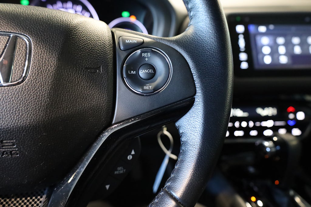 Honda HR-V 1.5 i-VTEC Elegance AUT Drag Kamera Navi Blåtand PDC 2020