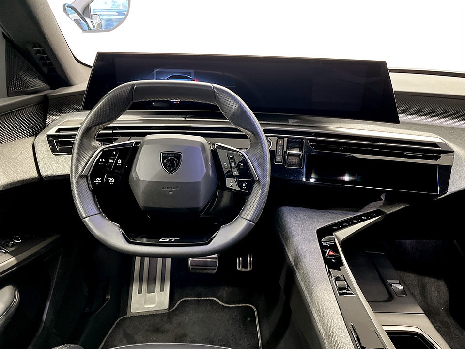 Bild på Peugeot 3008 GT Hybrid 145hk Aut B-KAMERA CARPLAY