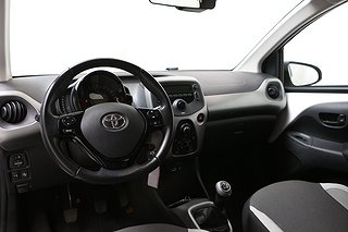 Halvkombi Toyota Aygo 12 av 22
