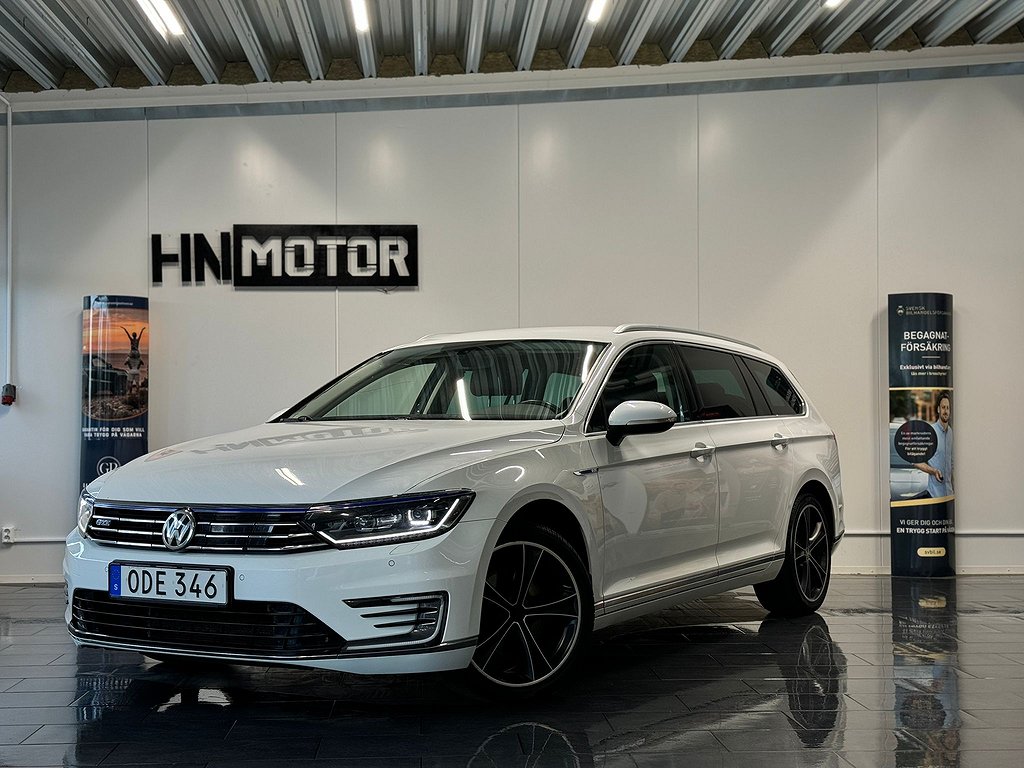 Volkswagen Passat Sportscombi GTE |MOMS|Lågskatt|Plugin|DRAG