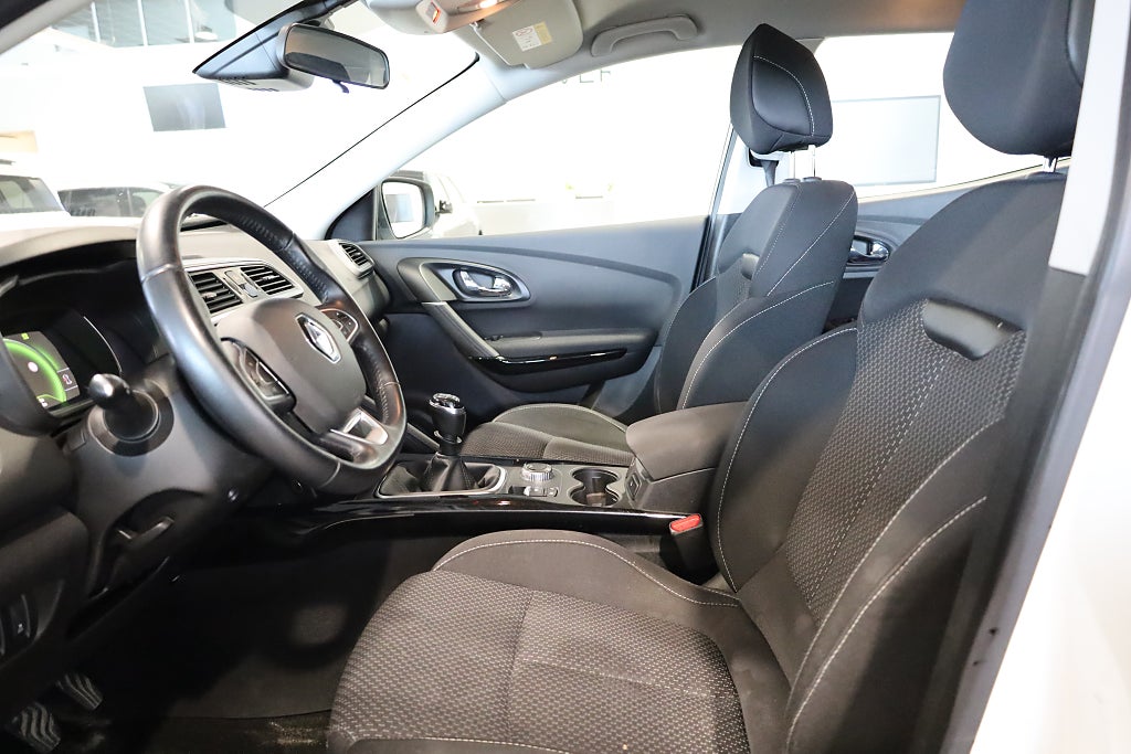 Renault Kadjar 1,6 dCi 130hk LIMITED 4x4 Motorv P-Värmare