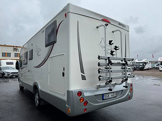 Husbil-integrerad Rapido Le Randonneur 251 19 av 20