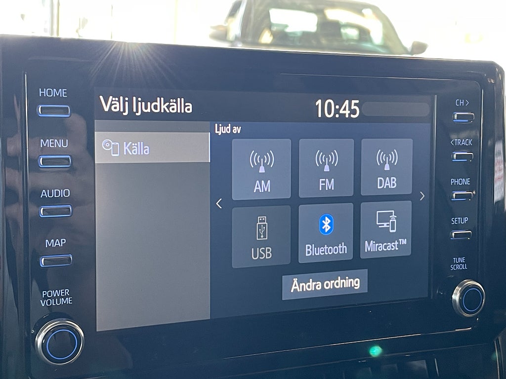 Suzuki Swace Hybrid 1.8 VVT-i E-CVT 122 hk